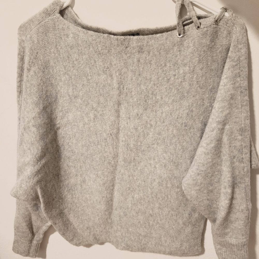 Guess Asymmetrical Batwing Sweater New without Tags!!